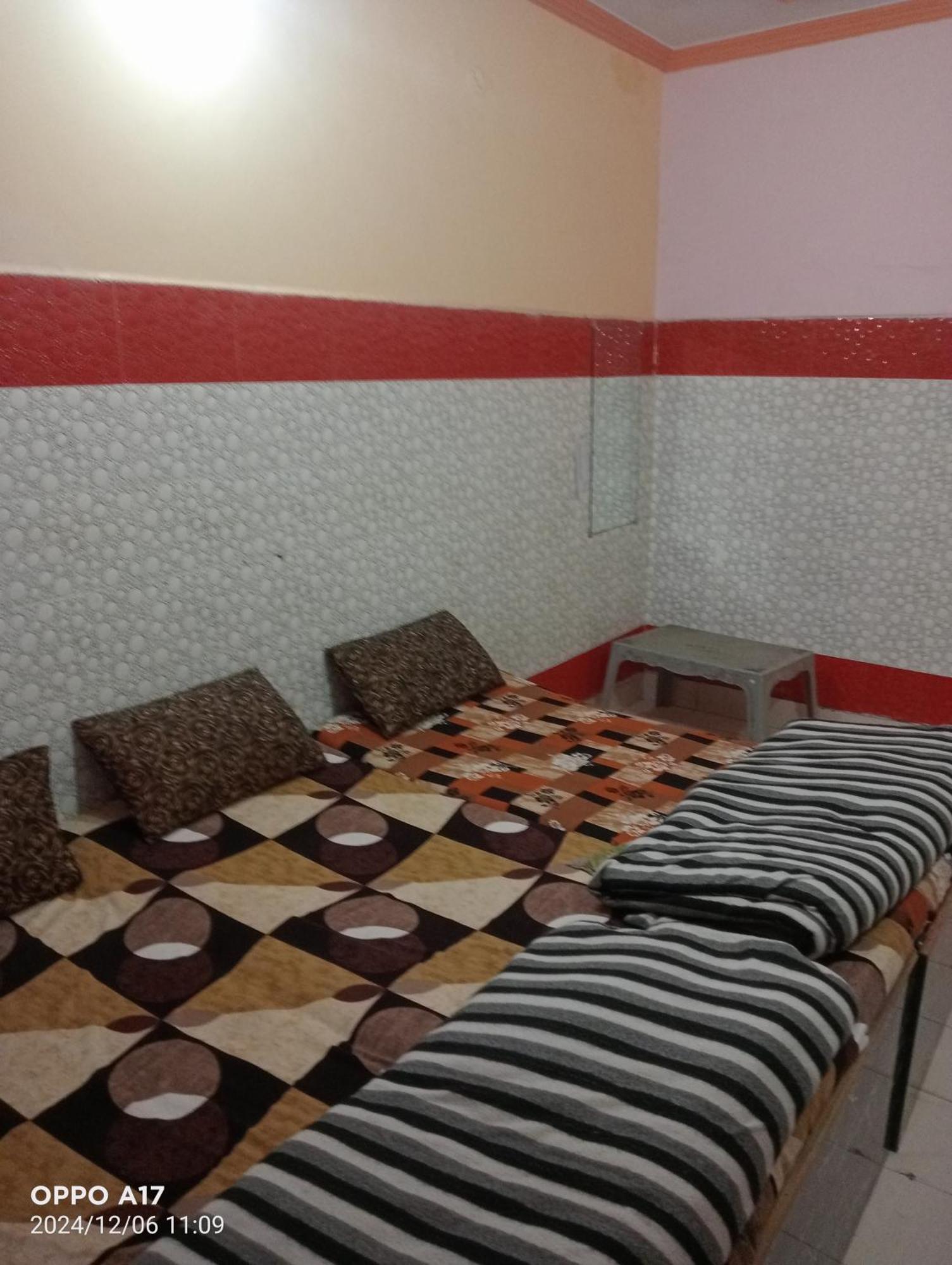 Govind Guest House Mathura Ngoại thất bức ảnh
